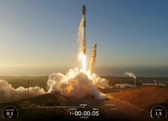 SpaceX Launches 28 Starlink Satellites, Lands Falcon 9 Booster in Pacific