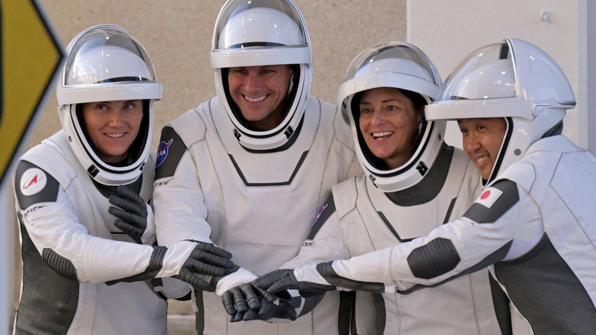 SpaceX Crew Including Russian Cosmonaut Welcomed Aboard Space Station Ahead of Five-Month Mission