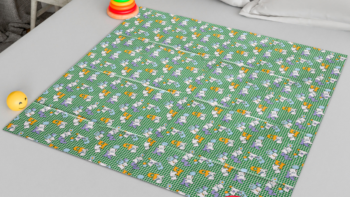 Top Plastic Mats For Bed: Baby & Spill-Proof Options