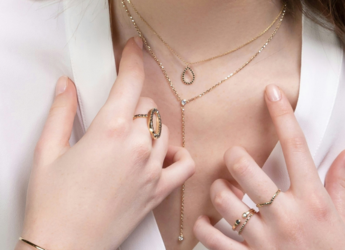 Minimalist Shoes &amp; Accessories For Women That Instantly Upgrade Any Outfit