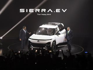 Tata Unveils 12 Cars, Including 5 Electric Models Along With 14 Trucks at Auto Expo 2023