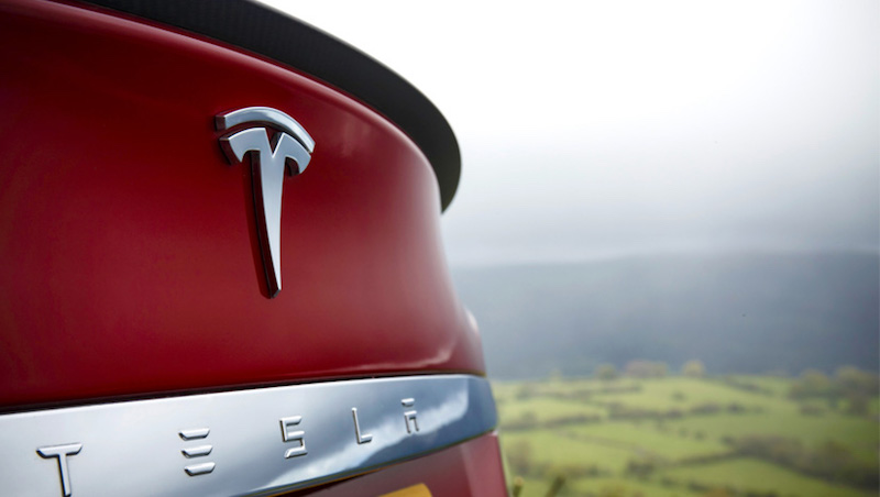 Tesla on Autopilot and Bus Collide in Germany