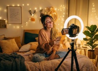 Content Creator Essentials: The Best Portable Ring Lights for Flawless On-the-Go Vlogging