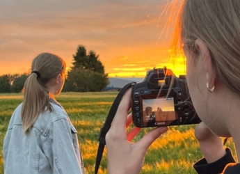 Best Photography Cameras with Point-and-Shoot Feature: Premium Quality Without Bulky Gear
