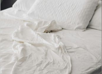 Best Elegant Off-White Bedsheets to Give Your Bedroom a Luxury Hotel Vibe