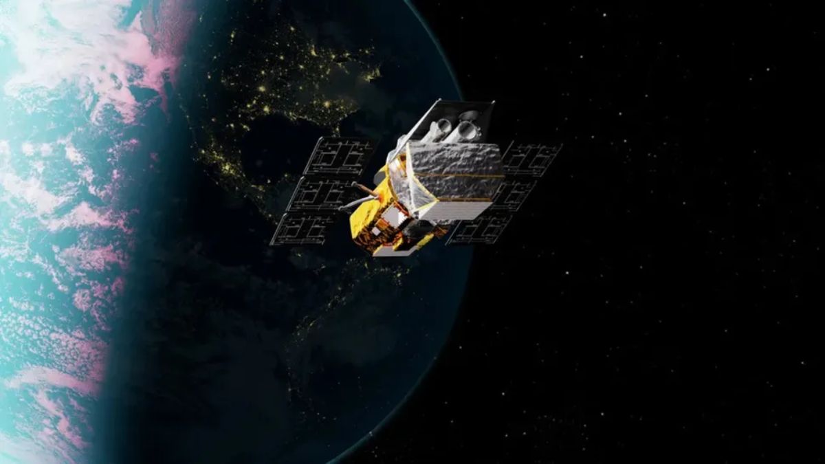 NASA Launches Rescue Mission to Save the Swift Gamma-Ray Burst Observatory