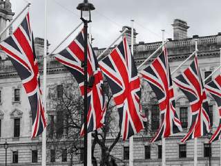 UK Treasury Secretary Dismisses Creation of US-Like National Crypto Reserve