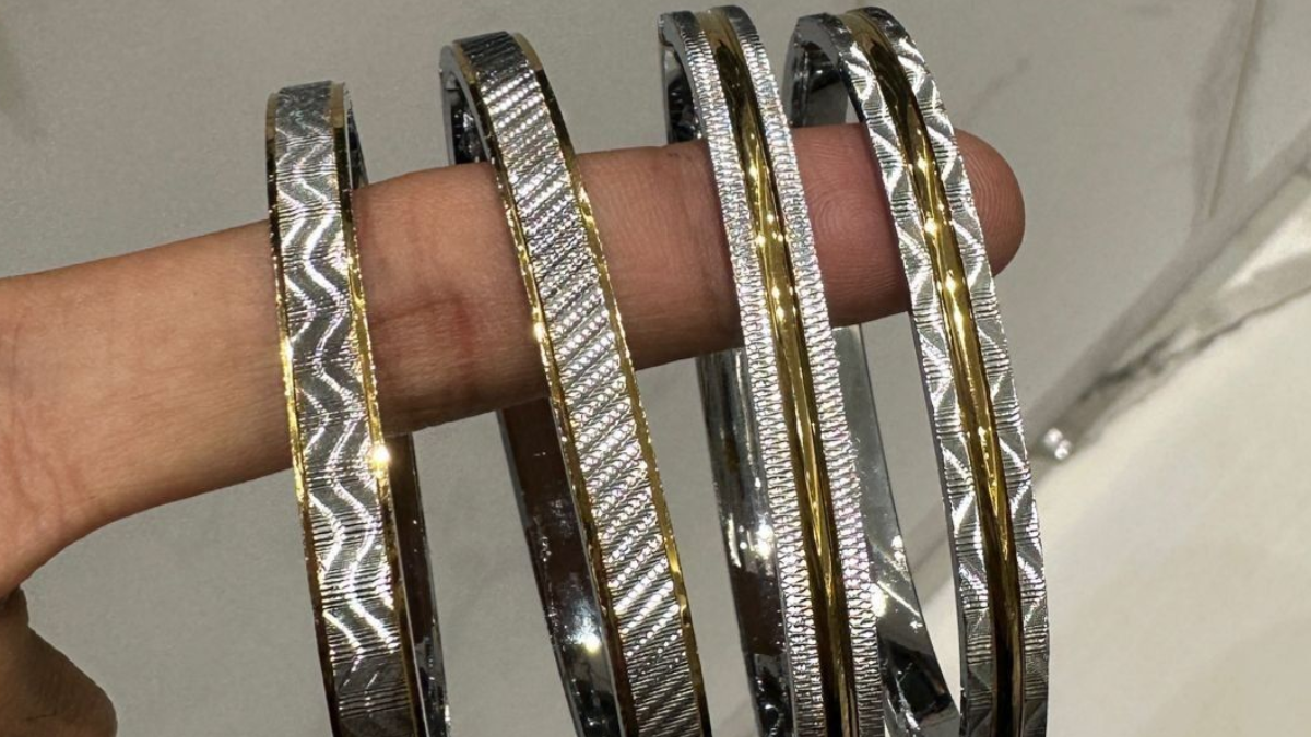 Myntra Offers On 5 Best Silver Kada For Men Myntra Offers On 5 Best Silver Kada For Men