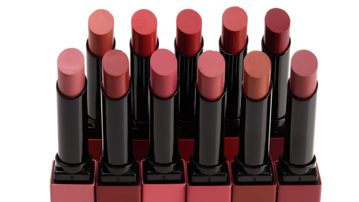Myntra Diwali Sale 2025: Best Lipsticks Under ₹200 from Leading Brands Myntra Diwali Sale 2025: Best Lipsticks Under ₹200 from Leading Brands