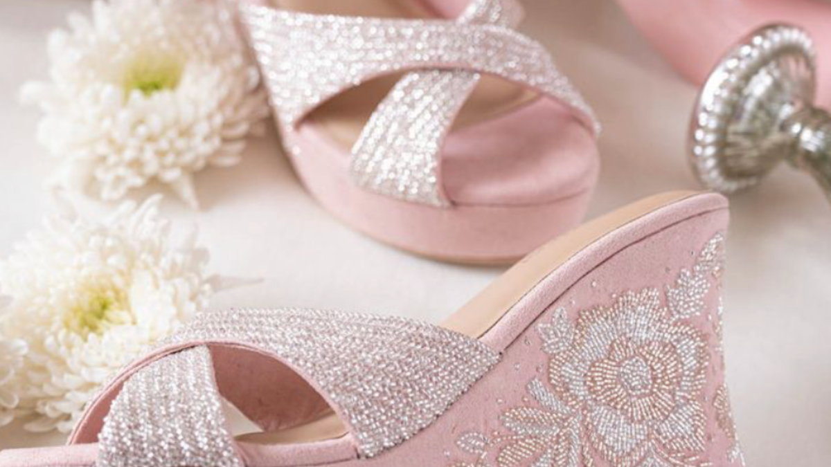 Best Heels  Under ₹1,500: Perfect Footwear to Complete Your Diwali Look