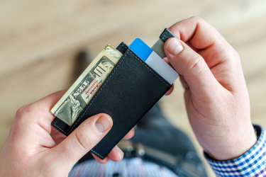 Top Card Holders On Myntra 2025: Keeping Your Essentials Organized