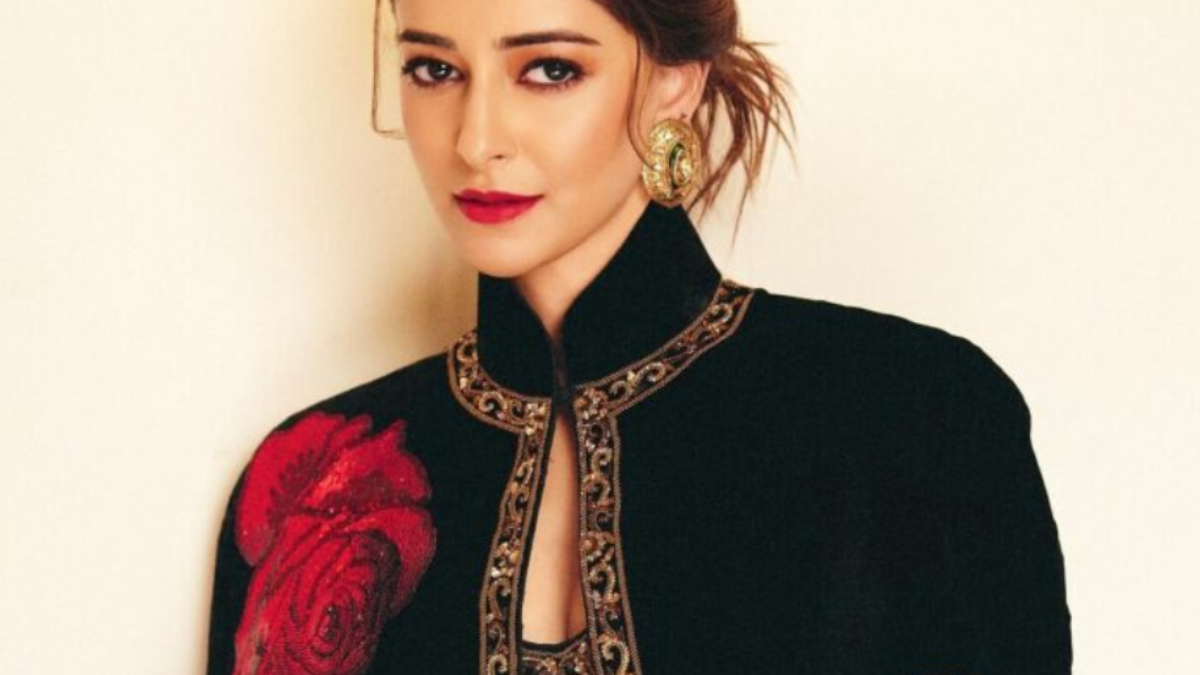 How to Style Capes in 2026: Top Statement Pieces for Drama and Sophistication