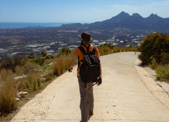 Travel Smart: Essential Safety Gear Every Solo Traveler Needs