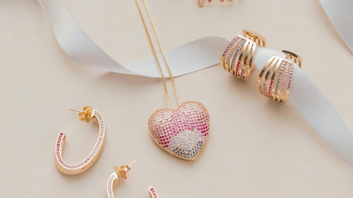 Elevate Your Desi Look: Best Accessories to Pair with Women's Ethnic Attire in 2026