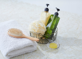 Best Winter Hair Care Routine Essentials on Myntra Diwali sale 2025 Best Winter Hair Care Routine Essentials on Myntra Diwali sale 2025