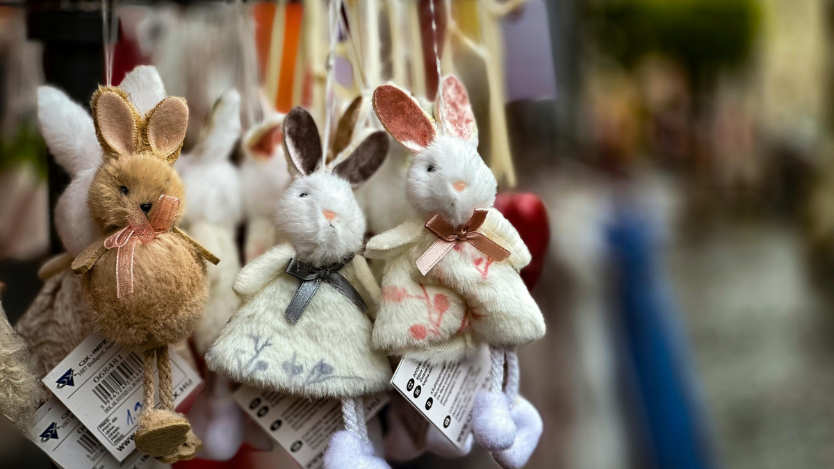 The Best Bag Charms To Buy From Myntra: Only Fascinating Picks included!