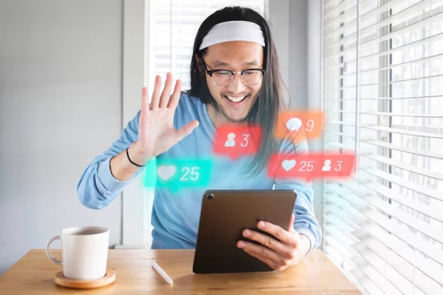 How Top Tech Influencers Build Trusted Online Reputations