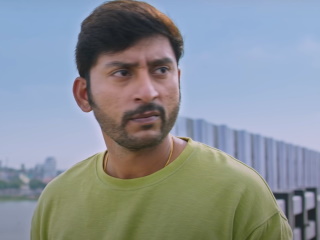 Veetla Vishesham OTT Release Date: RJ Balaji&rsquo;s Remake of Badhaai Ho to Release July 15 on Zee5