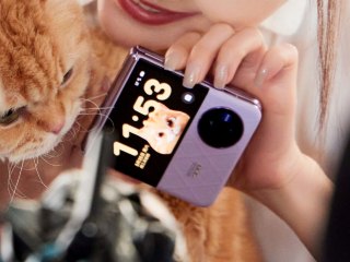 Vivo X Flip Design Leaks in Photo Showing Outer Display, Confirming Previously Leaked Schematics: Details