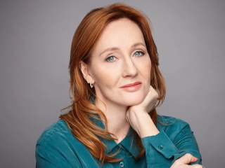 J.K. Rowling Continues to Enjoy Warner Bros. Support Despite Transphobic Comments