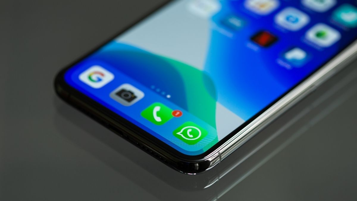 How to Remove Sound From WhatsApp Videos Before Uploading Them