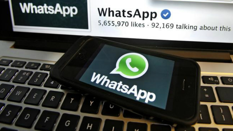 WhatsApp for iPhone Adds Night Mode Feature to In-App Camera for Better Lowlight Photos