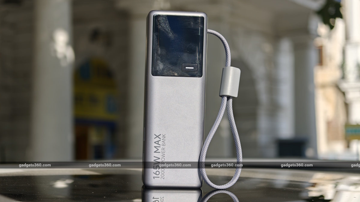 Xiaomi Power Bank 20000 165W Review: One Brick to Charge It All