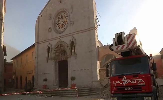 Italy Earthquake Triple Punch Leaves Thousands Homeless
