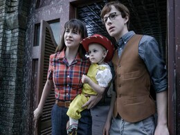 A Series of Unfortunate Events Season 2 Review: Same as Before, Which Is Both Good and Bad A Series of Unfortunate Events Season 2 Review: Same as Before, Which Is Both Good and Bad