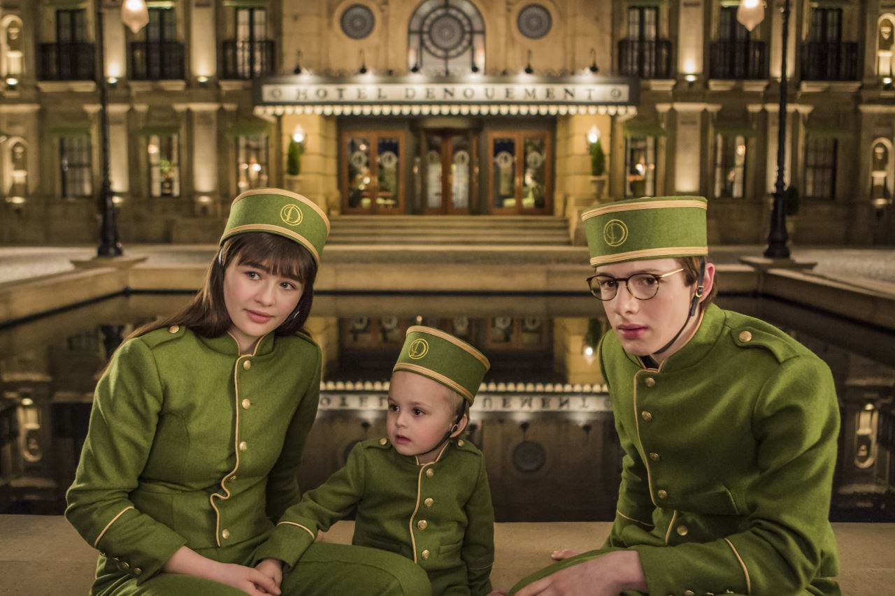 A Series of Unfortunate Events Season 3 Review: Fortunately Saved by Its Second Half