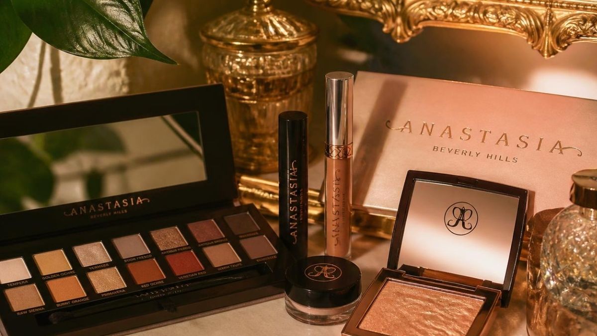 10 Must-Have Anastasia Beverly Hills Makeup Products Every Indian Beauty Lover Needs
