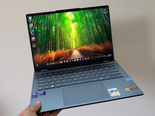 Acer Swift 14 AI Review: Good Work Laptop with Long Battery Life