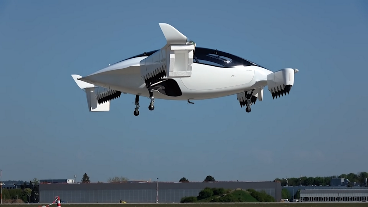 Air Taxi Startup Lilium Stages Test 'Hover' of 5-Seater Prototype