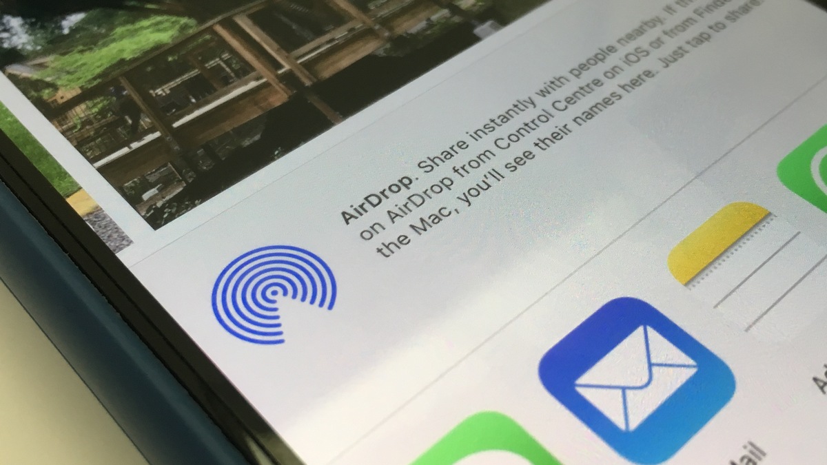 Apple's AirDrop, Wi-Fi Password Sharing Features Could Leak Your Phone Number: Report