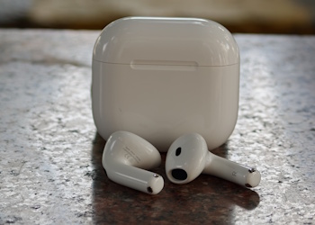 AirPods 5 Review: Getting Surprisingly Close to the Pros