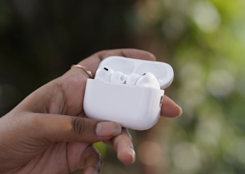 Apple May Launch Camera-Equipped AirPods Earlier Than Expected
