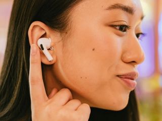 Apple Receives US FDA Approval to Enable AirPods Pro 2 Hearing Aids Feature