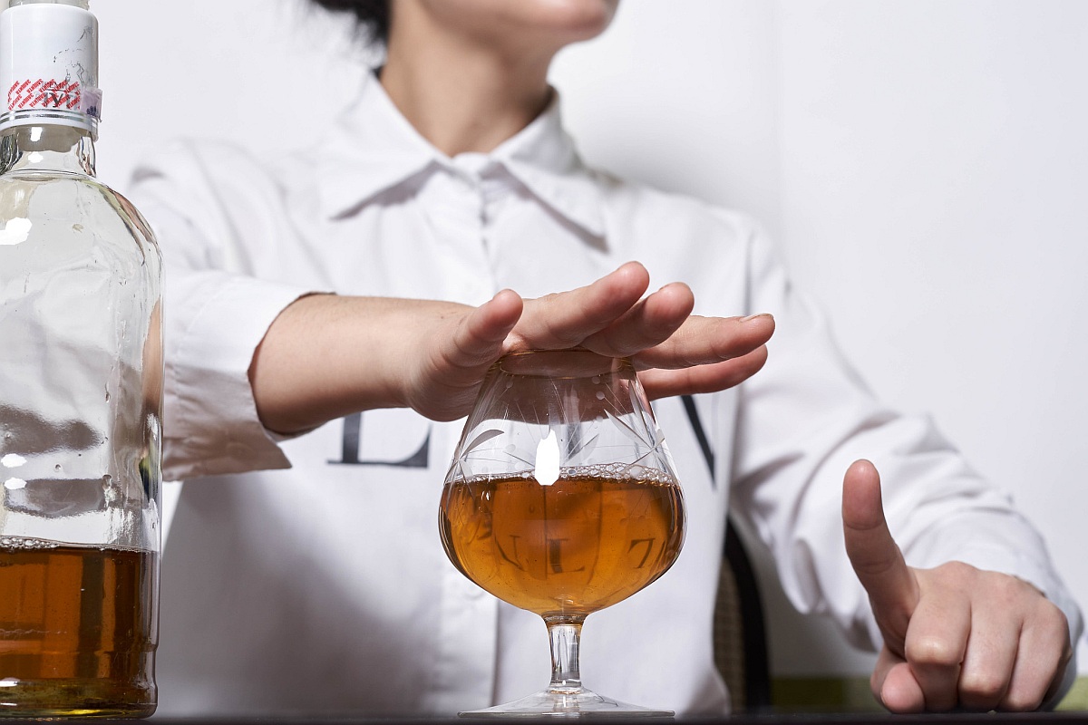 Digital Tool Shown to Be Effective in Helping People Reduce Alcohol Intake on Their Own: Details