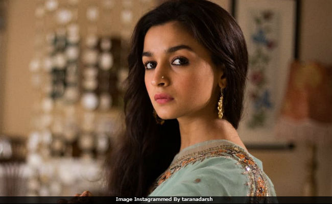 <i>Raazi</i> Box Office Collection Day 2: Alia Bhatt's Film Continues Its 'Splendid Run.' Earns Over Rs 18 Crore