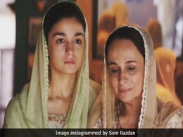 <i>Raazi</i>: Alia Bhatt Was Nervous About Mom Soni Razdan 'Memorising Her Lines' <i>Raazi</i>: Alia Bhatt Was Nervous About Mom Soni Razdan 'Memorising Her Lines'