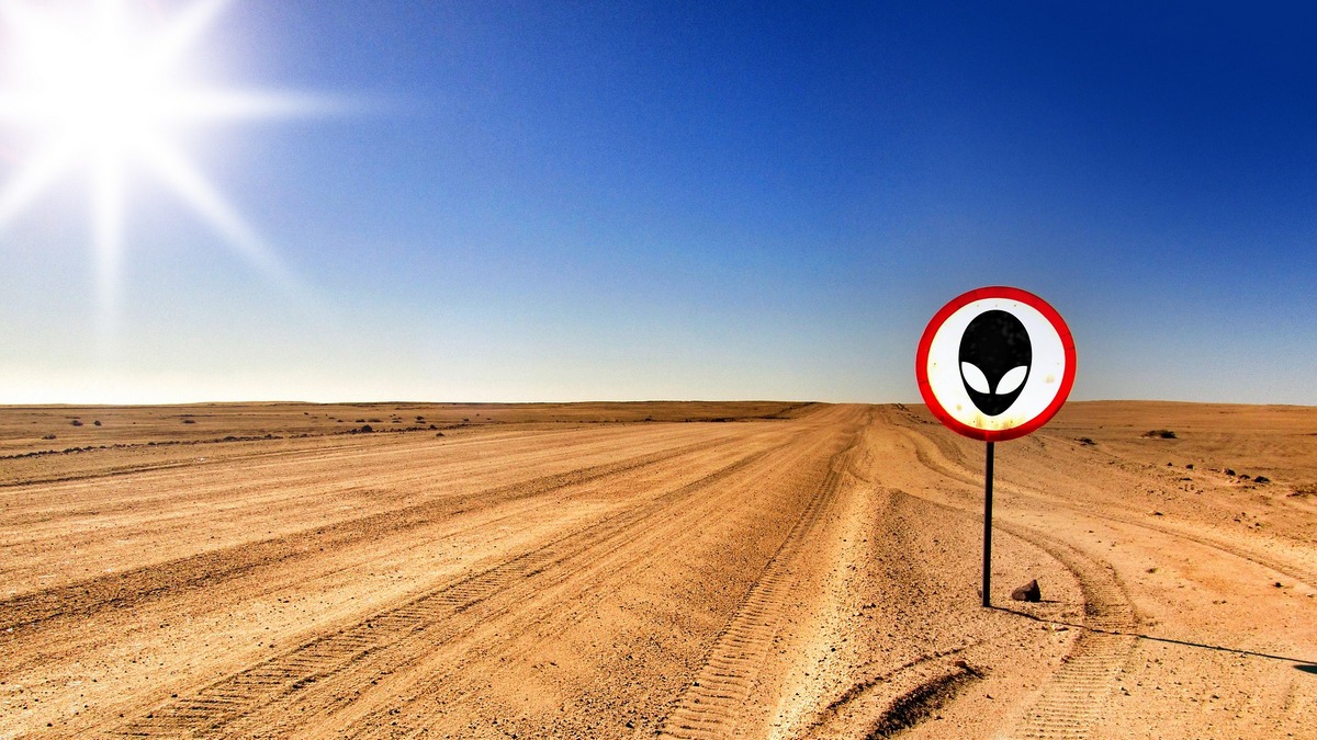 US Navy Says Those UFO Videos Are Real, but Please Stop Saying 'UFO'