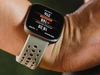 Amazfit Bip 6 With 1.97-Inch AMOLED Display, Up to 14 Day Battery Life Launched: Price, Features