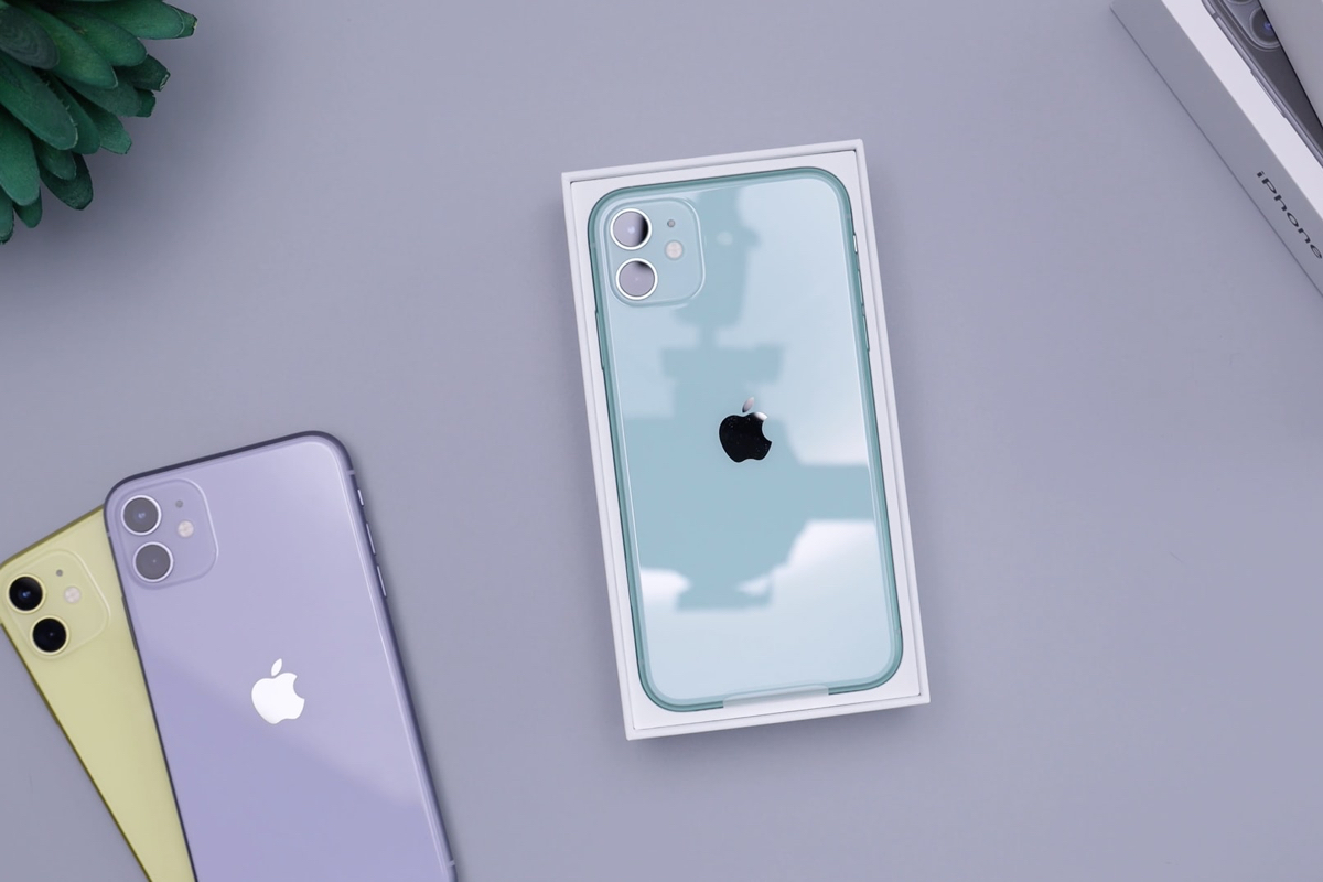 Amazon Fab Phones Fest, Flipkart Mobiles Bonanza 2021 Sales: Best Offers on Top Smartphones Today