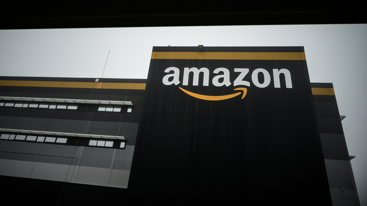 Amazon Offers Cashierless &lsquo;Just Walk Out&rsquo; Technology to Retail Stores