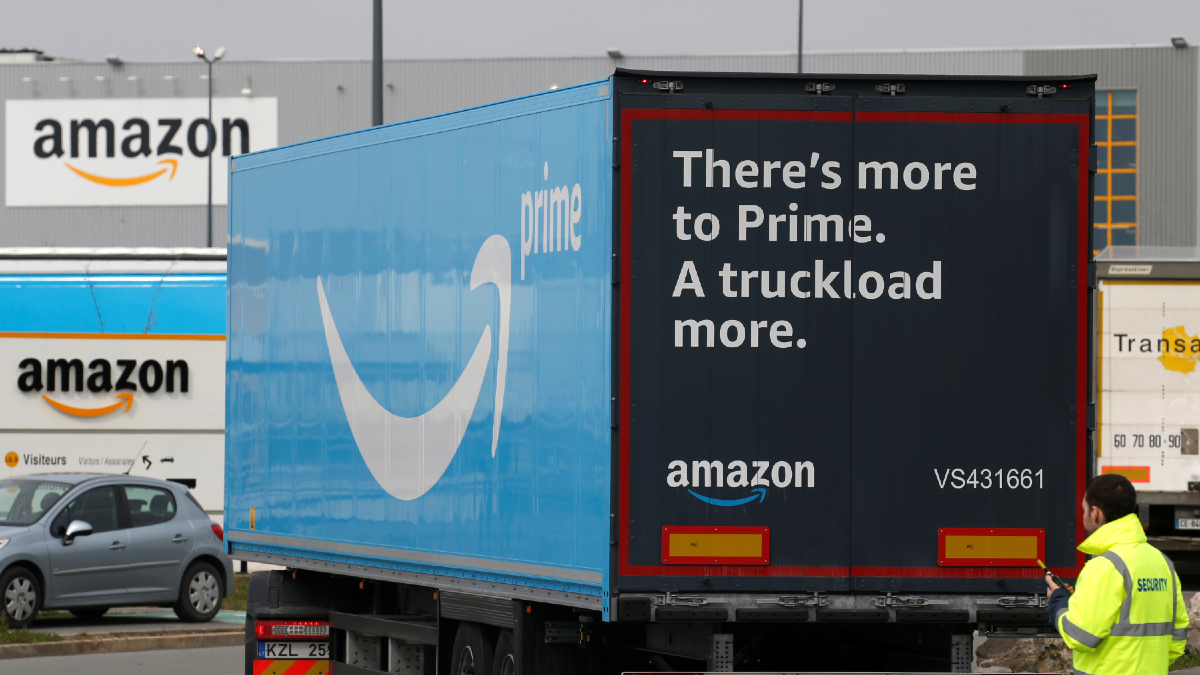 Amazon Installing AI Cameras in Delivery Vans Sparks Surveillance Concerns