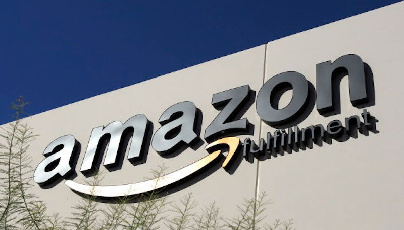Amazon Is Now Hiring: Plans to Make Thousands of Offers in 1 Day