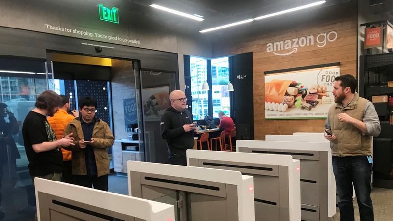Amazon Go Store Opens in Seattle With No Cashiers