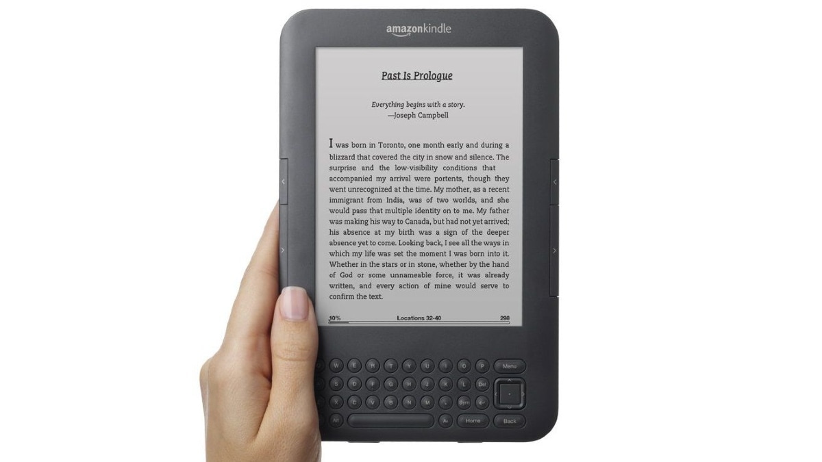 Amazon to Stop Older Kindle E-Readers From Browsing, Buying New Books