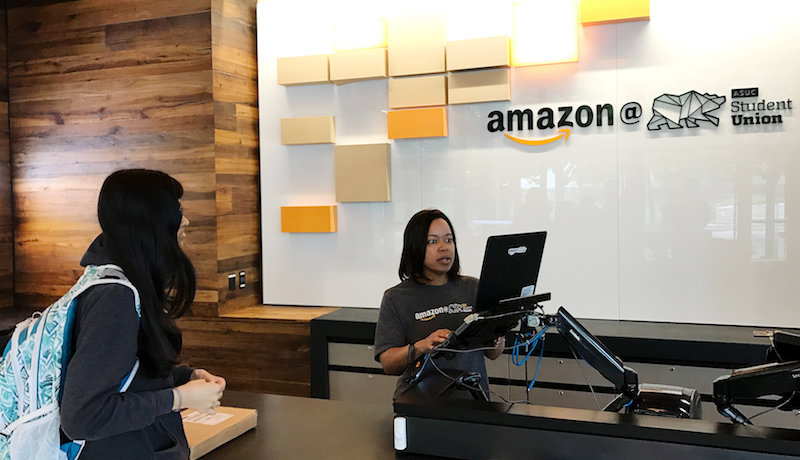 Amazon Instant Pickup Launched, Shortening Delivery Times to Minutes