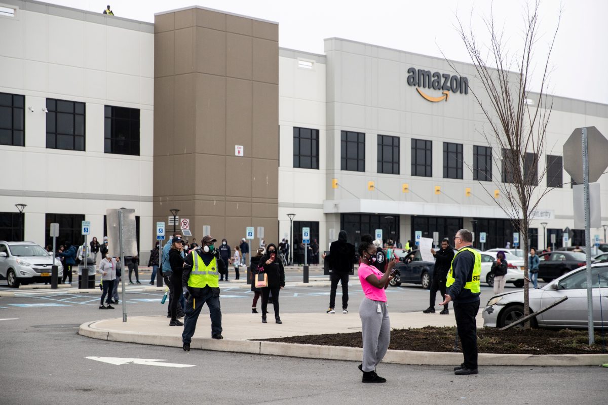COVID-19: Amazon Said to Deploy Thermal Cameras at Warehouses to Scan for Fevers Faster